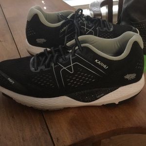 Karhu ikoni size 8.5